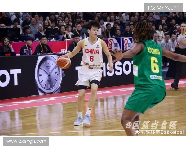 杨舒予家的猫都比我会花钱