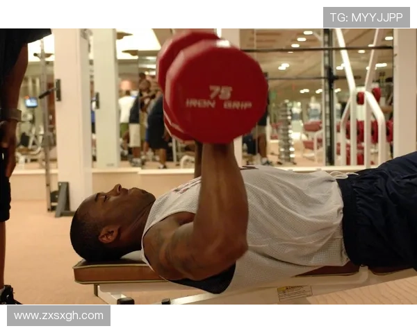 科比凌晨四点的训练餐单，比我一周外卖还贵